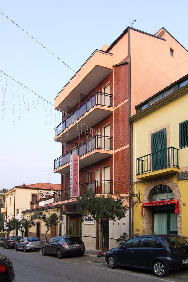 Pensione Al Pescatore Termoli Esterno foto
